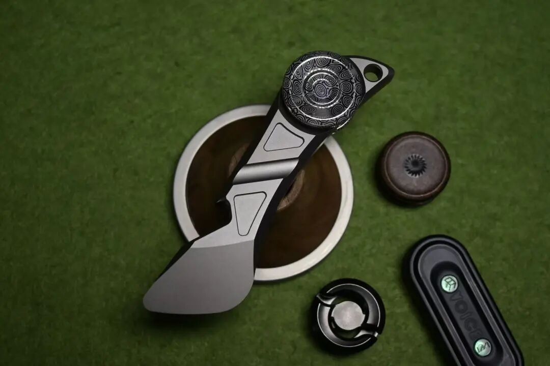 FIST EDC Twig