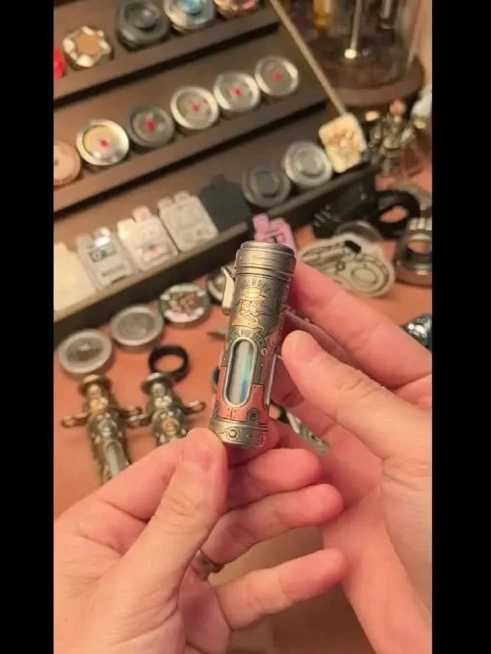 ACEdc Pocket Capsule